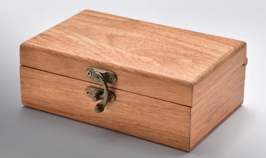My Fiancé Gave Me a Locked Box and Said, ‘Open It If I Don’t Show Up on Our Wedding Day’