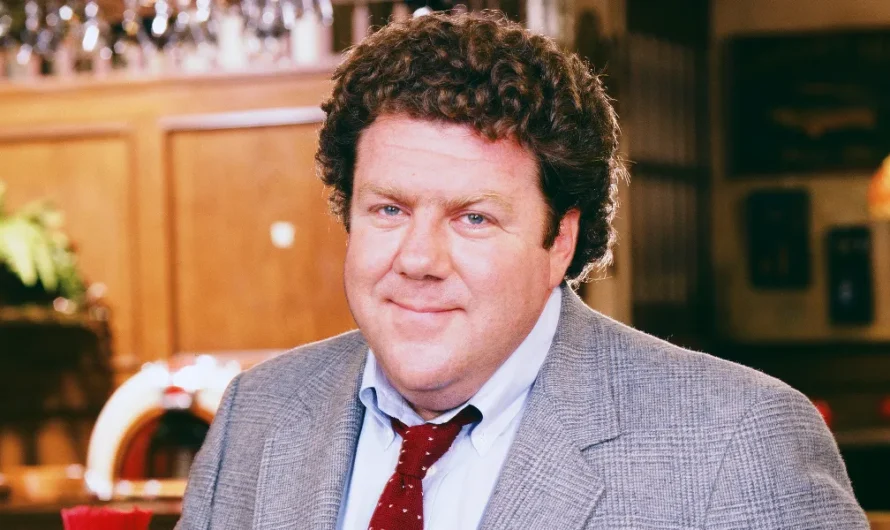 What Do George Wendt’s Rarely-Seen Three Kids Look Like? – Pics of His Pretty Blond Daughter and Sons