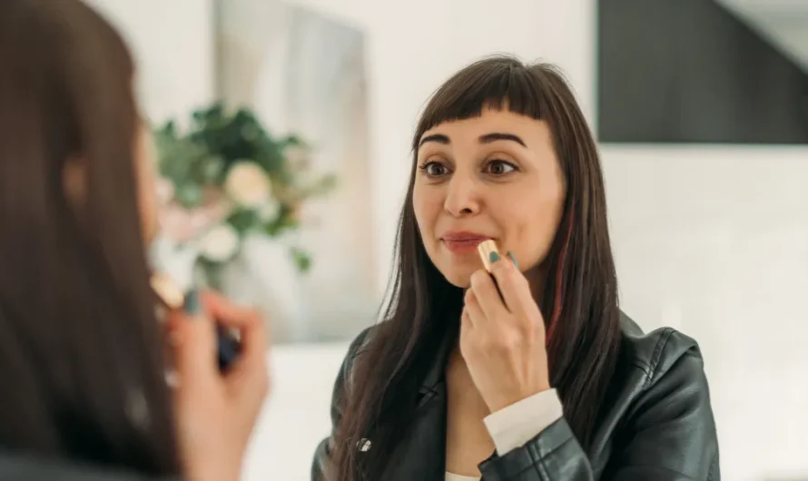 Every Month for 5 Years, My Wife Left for a ‘Girls-Only Dinner’ — Until One Day I Got a Weird Text