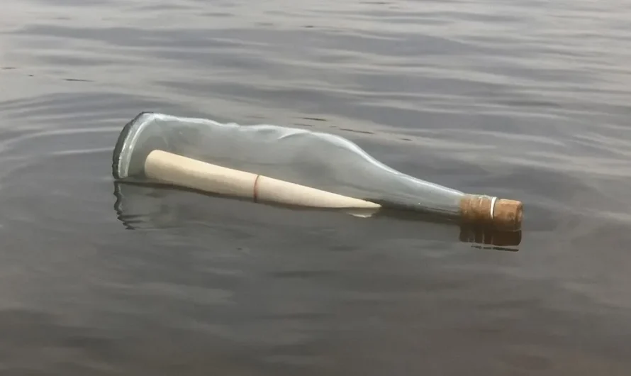 We Found a Message in a Bottle While Fishing, but Had No Idea That Opening It Would Change Our Lives Forever — Story of the Day