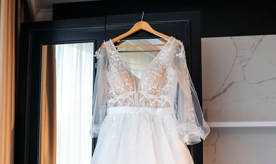 My Wedding Dress Disappeared Hours Before the Ceremony – What Followed Still Haunts Me